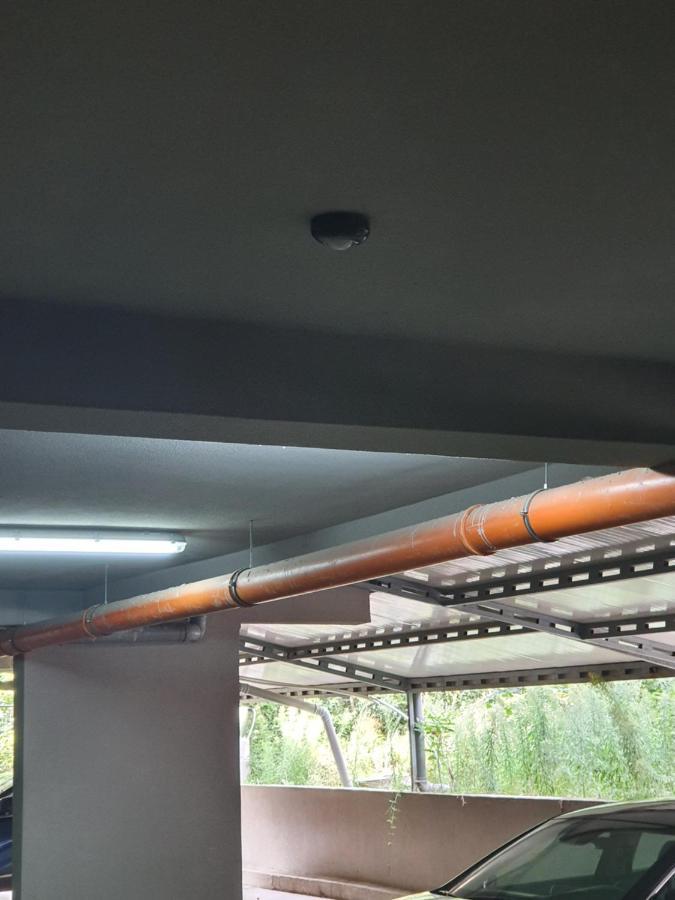 Dekart Apartment Nis Bagian luar foto